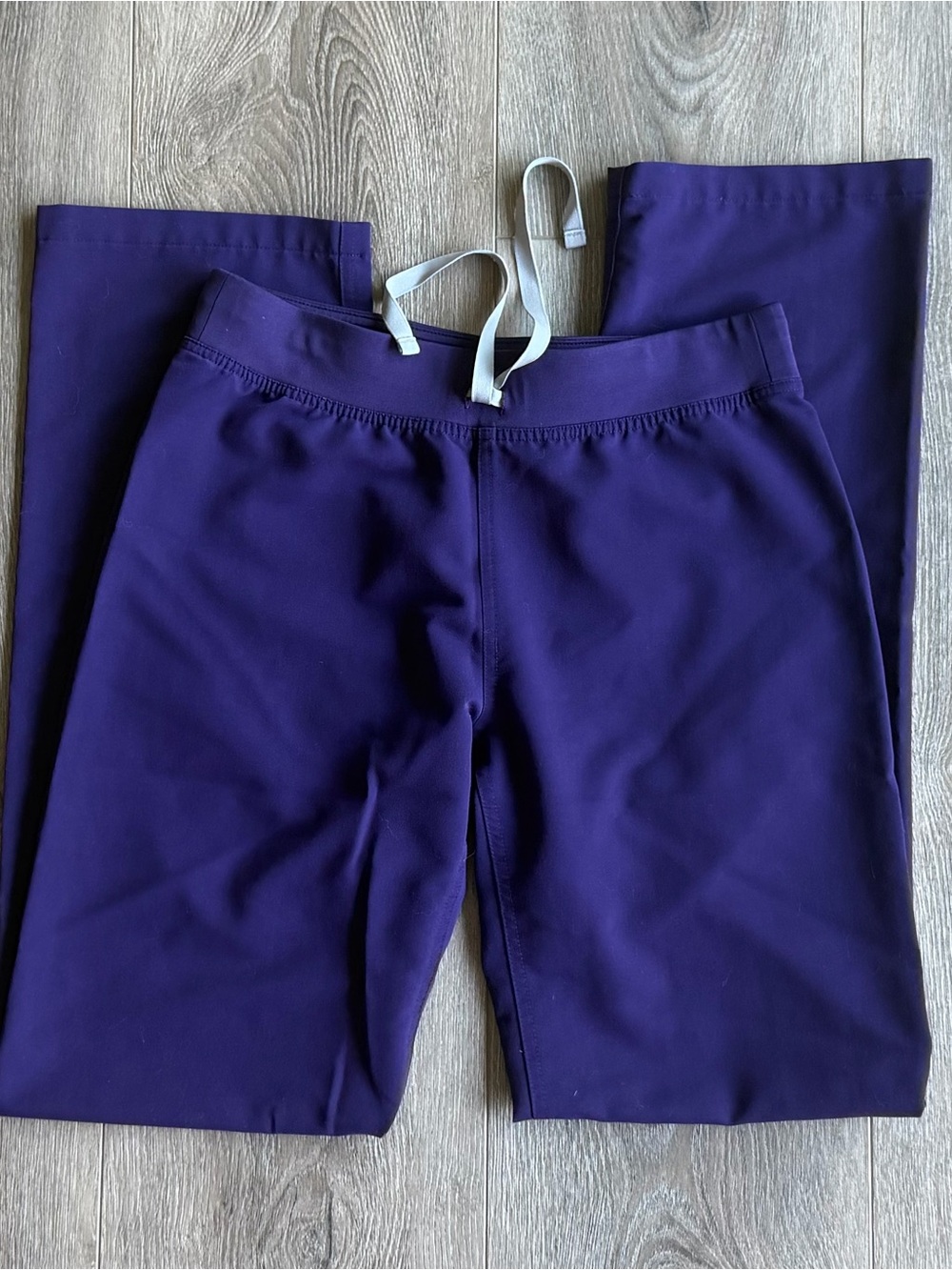 Figs purple jam size small tall Livingston scrub pants